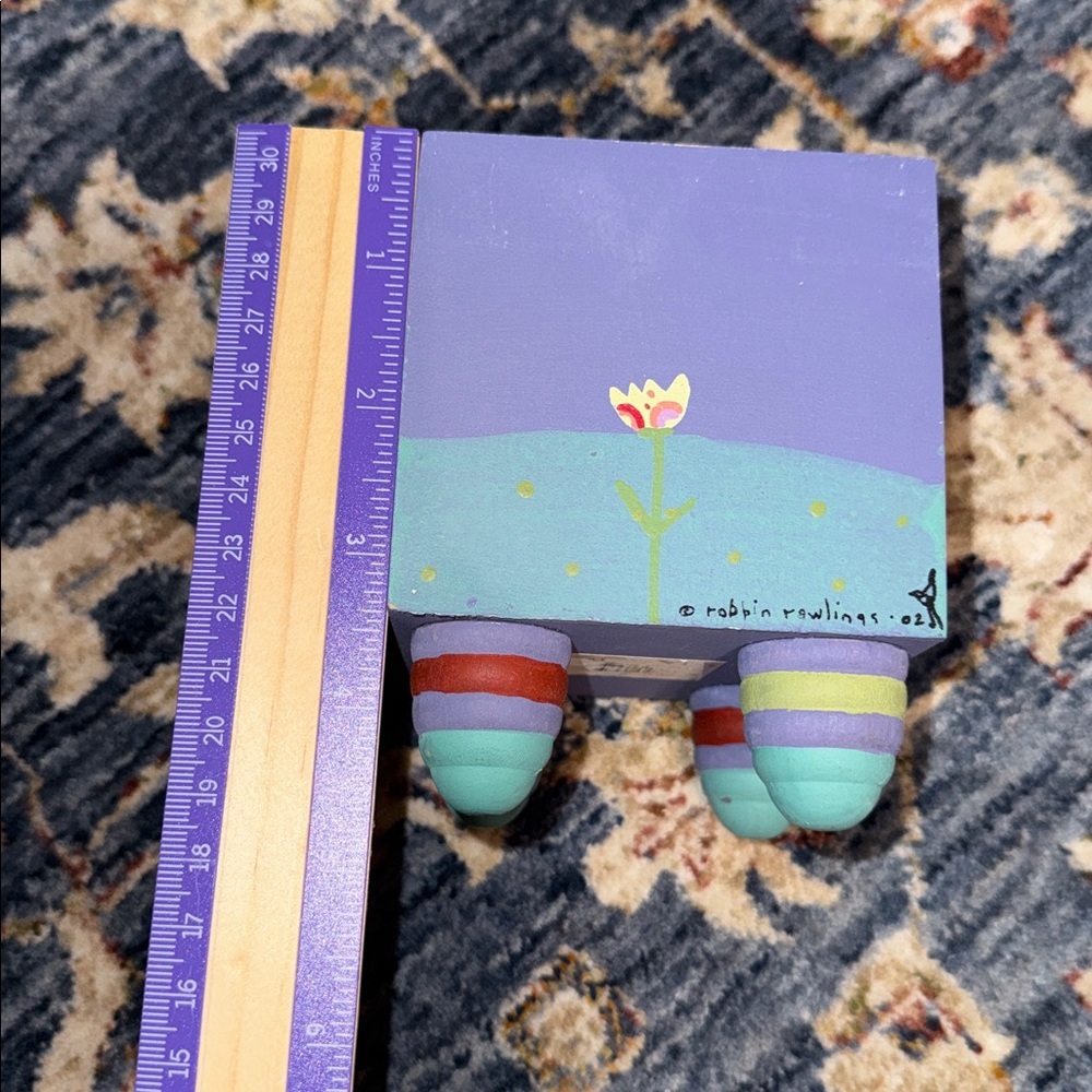 NATURAL LIFE Robin Rawlings wooden pencil/pen holder w/feet for desk blue/purple - Picture 10 of 11